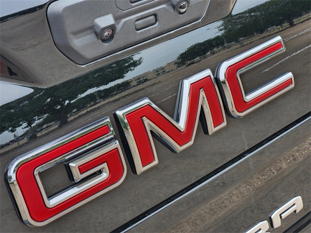 2024 GMC Sierra 1500 SLT 7