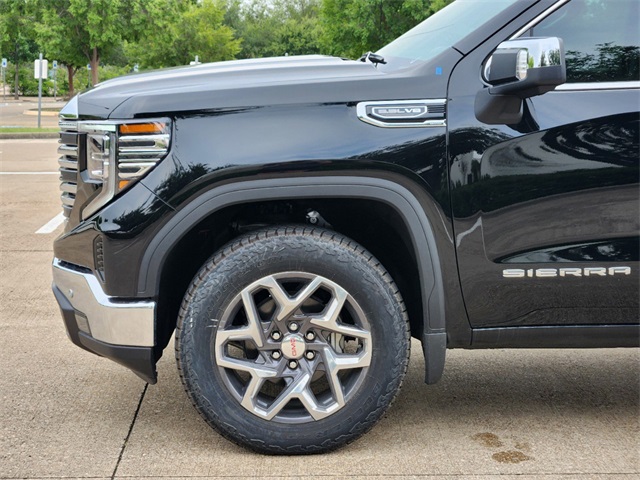 2024 GMC Sierra 1500 SLT 9