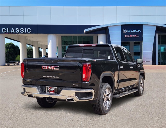 2024 GMC Sierra 1500 SLT 3