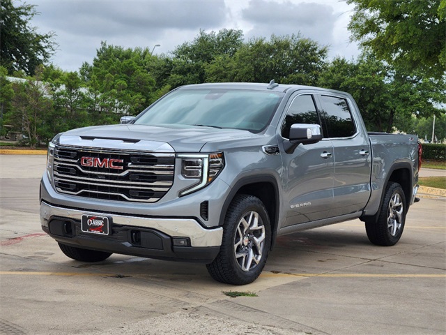 2024 GMC Sierra 1500 SLT 2