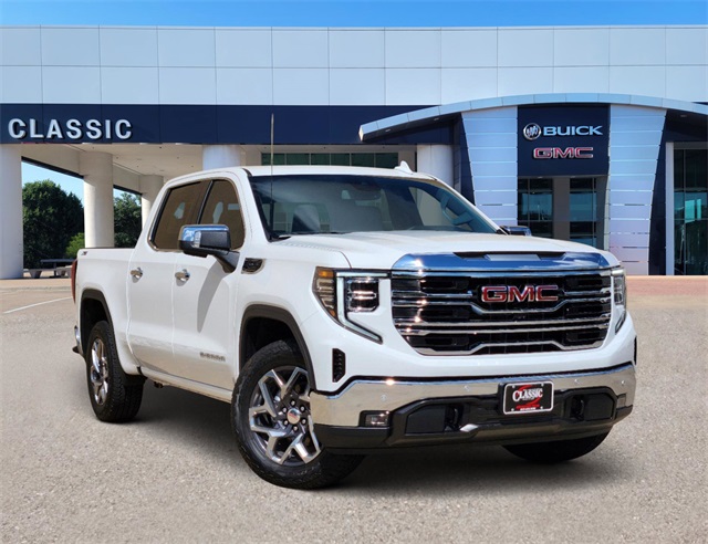 2024 GMC Sierra 1500 SLT 1