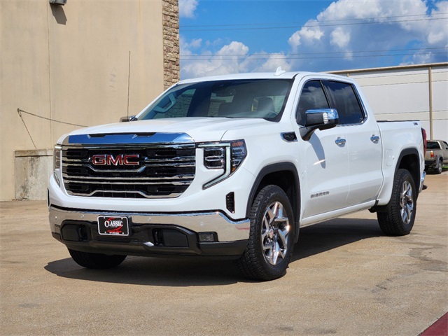 2024 GMC Sierra 1500 SLT 2