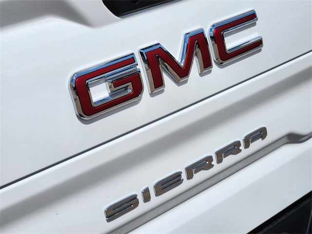 2024 GMC Sierra 1500 SLT 8