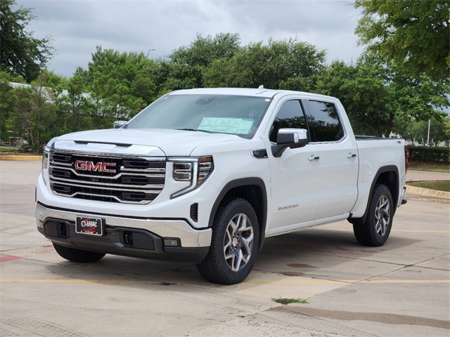 2024 GMC Sierra 1500 SLT 2