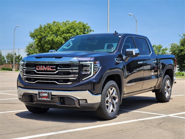 2024 GMC Sierra 1500 SLT 2