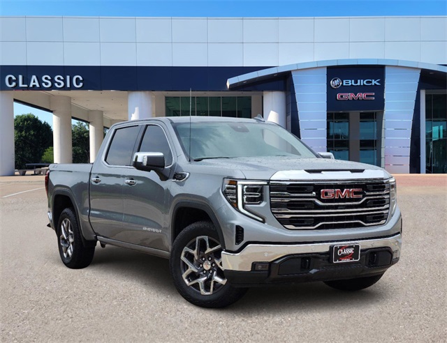 2024 GMC Sierra 1500 SLT 1