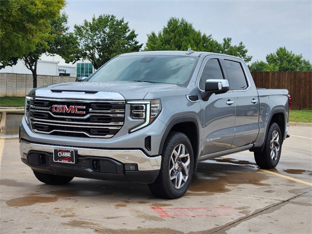 2024 GMC Sierra 1500 SLT 2