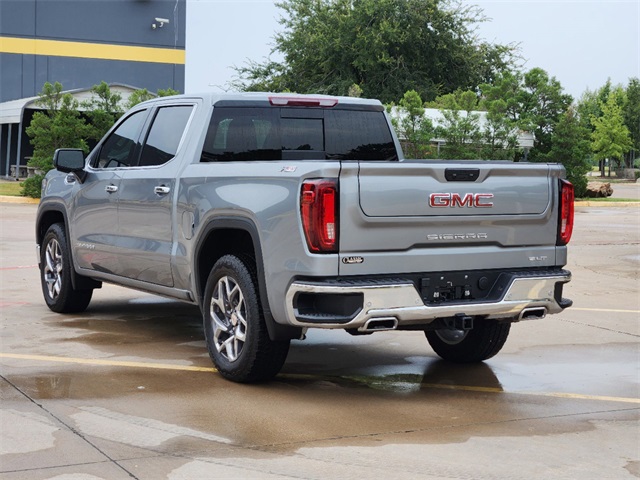 2024 GMC Sierra 1500 SLT 3