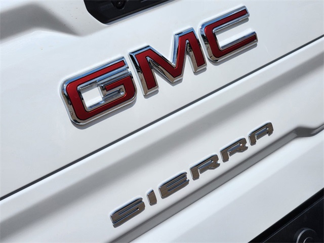 2024 GMC Sierra 1500 SLE 8