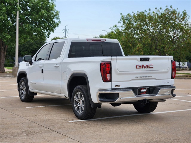 2024 GMC Sierra 1500 SLE 3