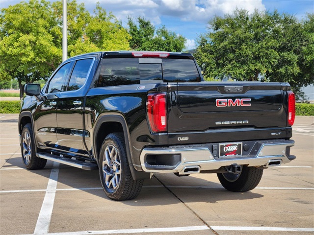 2024 GMC Sierra 1500 SLT 3