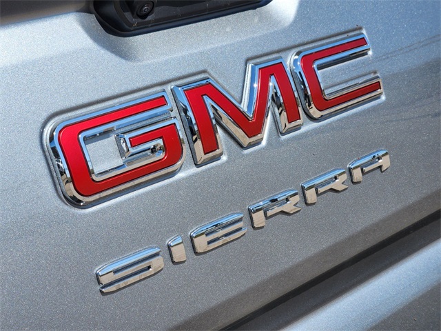 2024 GMC Sierra 1500 Pro 8