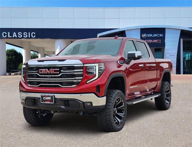 2024 GMC Sierra 1500 SLT 2