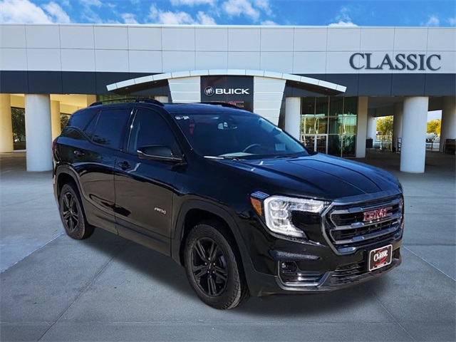 2024 GMC Terrain AT4 2