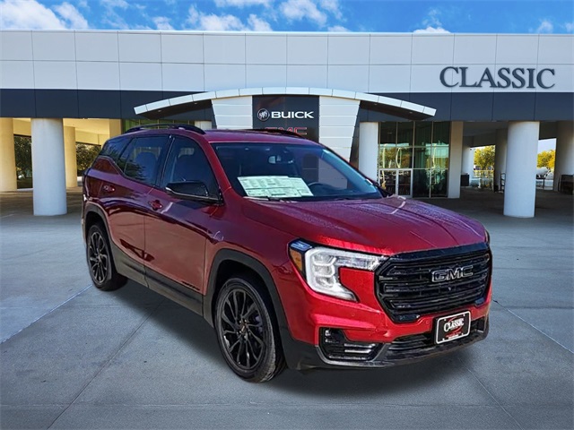 2024 GMC Terrain SLT 2