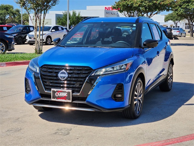 2024 Nissan Kicks SR 3