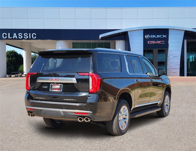 2024 GMC Yukon XL Denali 4