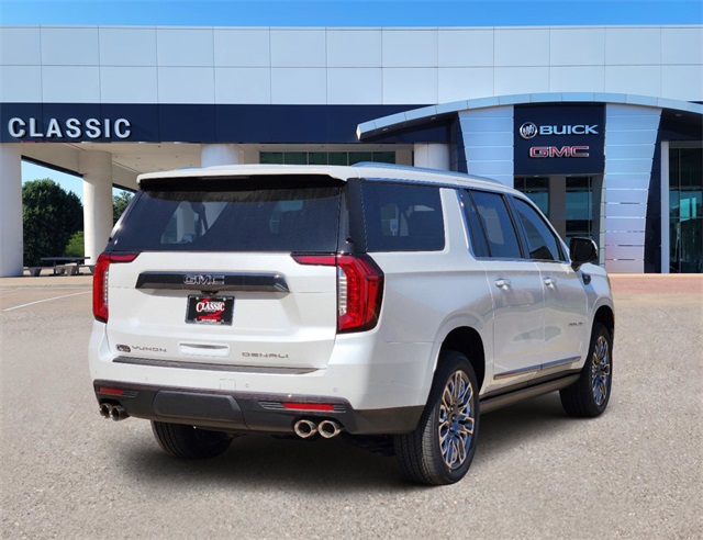 2024 GMC Yukon XL Denali Ultimate 4