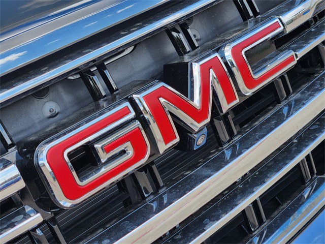 2024 GMC Yukon XL SLT 8