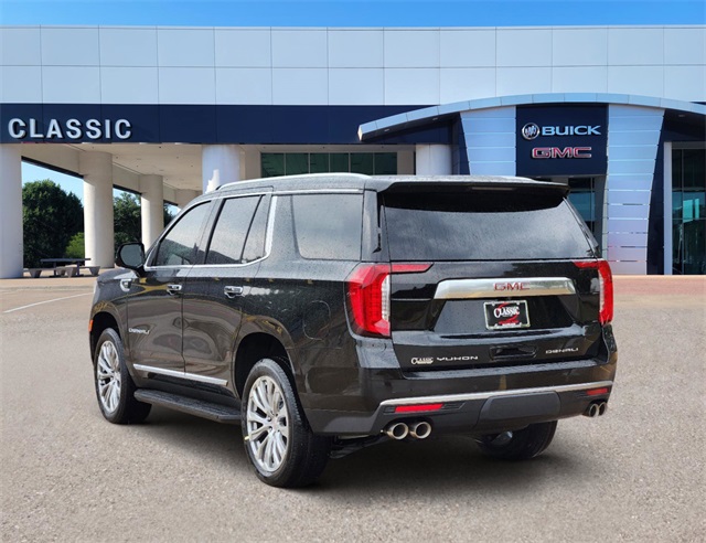 2024 GMC Yukon Denali 3