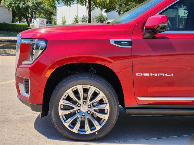 2024 GMC Yukon Denali 8