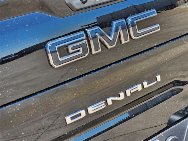 2024 GMC Sierra 1500 Denali Ultimate 8