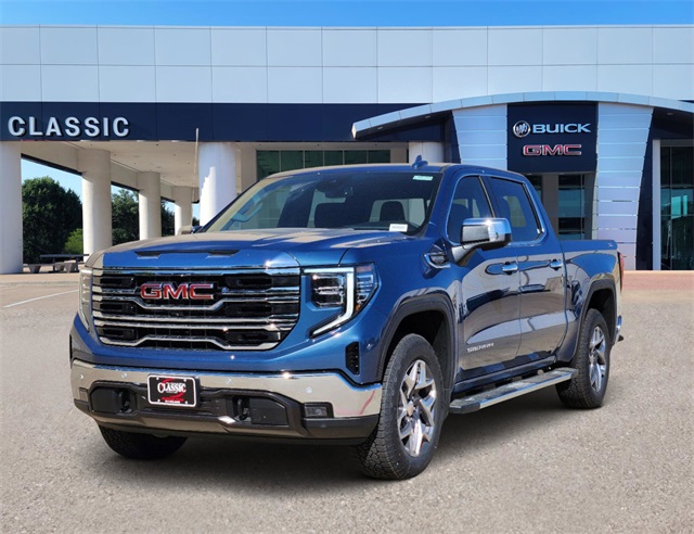 2024 GMC Sierra 1500 SLT 2