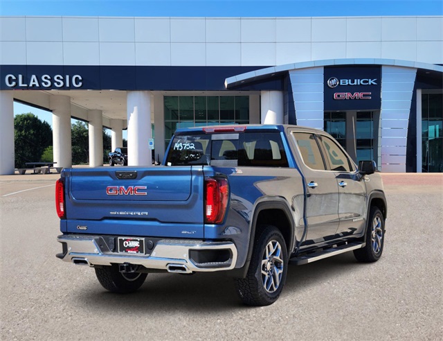 2024 GMC Sierra 1500 SLT 4