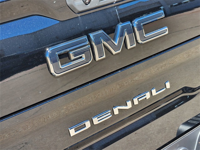 2024 GMC Sierra 1500 Denali Ultimate 8