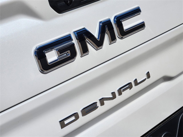 2024 GMC Sierra 1500 Denali Ultimate 8