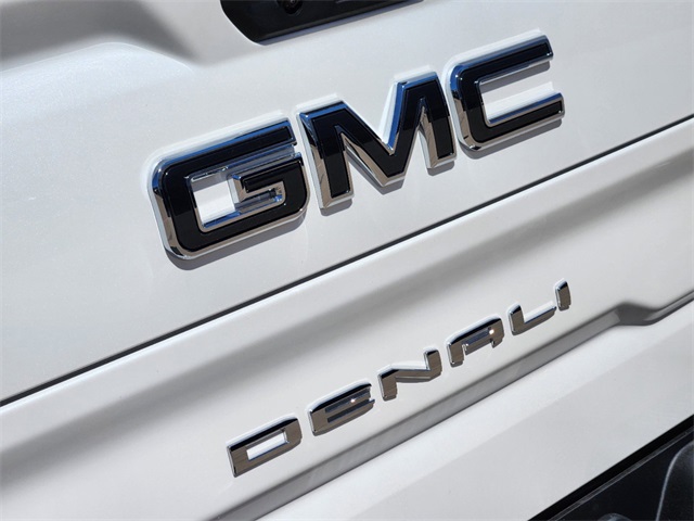 2024 GMC Sierra 1500 Denali Ultimate 8