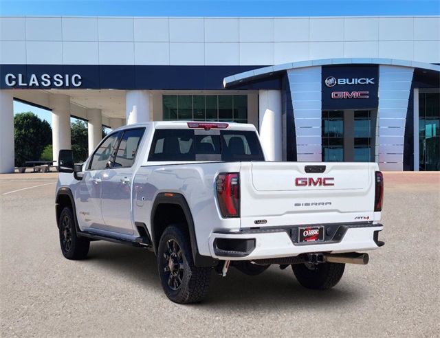 2025 GMC Sierra 2500HD AT4 3