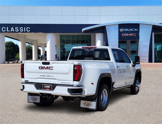 2025 GMC Sierra 3500HD Denali 4