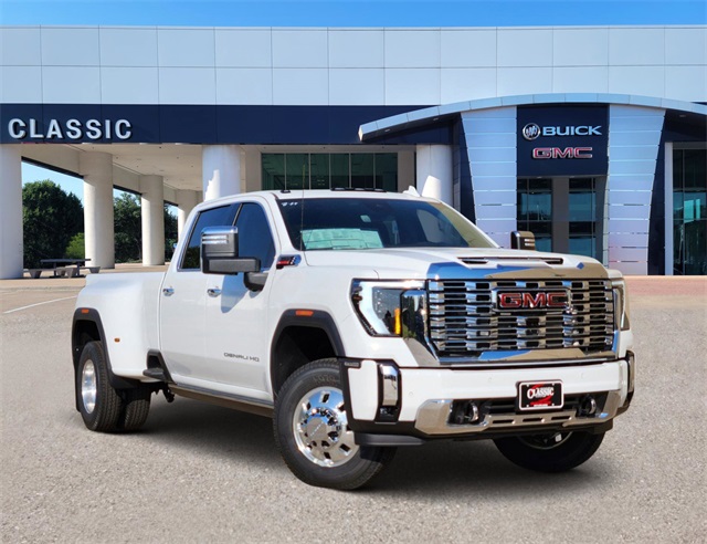 2025 GMC Sierra 3500HD Denali 1