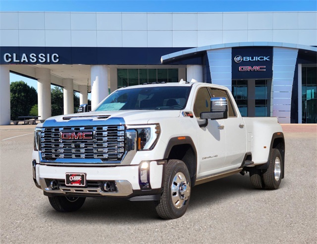 2025 GMC Sierra 3500HD Denali 2