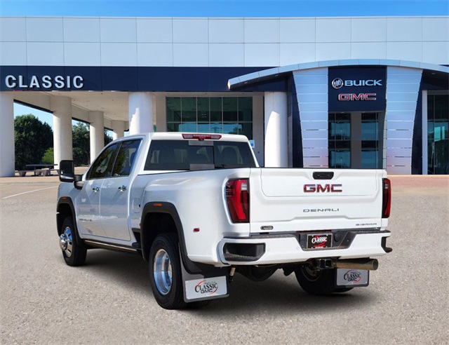 2025 GMC Sierra 3500HD Denali 3