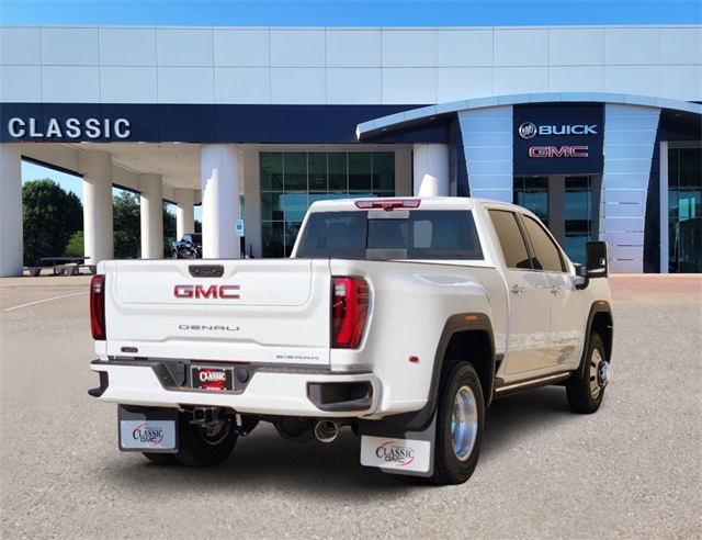 2025 GMC Sierra 3500HD Denali 4