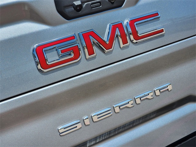 2025 GMC Sierra 2500HD SLT 8