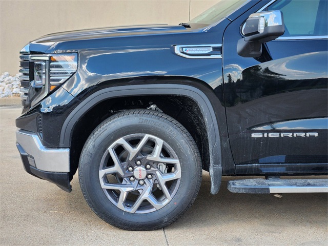 2025 GMC Sierra 1500 SLT 5