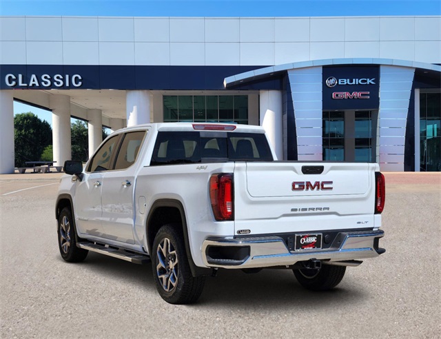 2025 GMC Sierra 1500 SLT 3