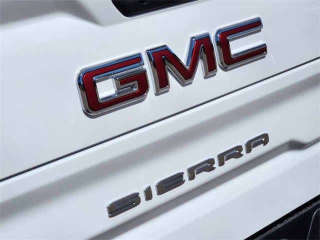 2025 GMC Sierra 1500 SLT 8