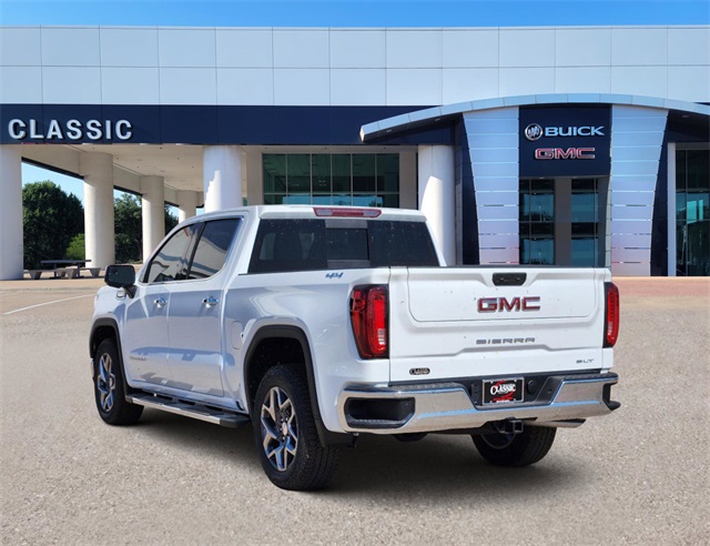 2025 GMC Sierra 1500 SLT 3