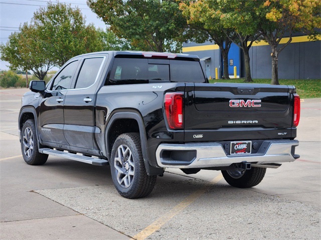 2025 GMC Sierra 1500 SLT 3