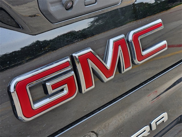 2025 GMC Sierra 1500 SLT 7