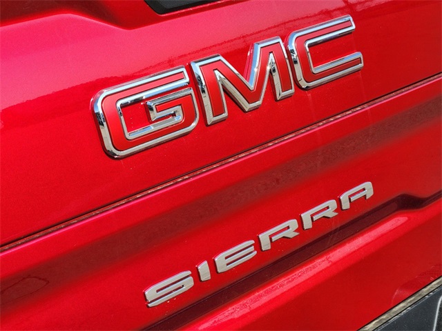 2025 GMC Sierra 1500 SLT 8