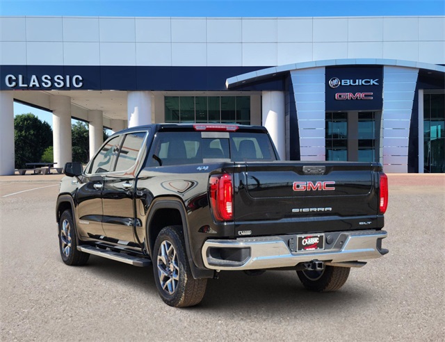 2025 GMC Sierra 1500 SLT 3