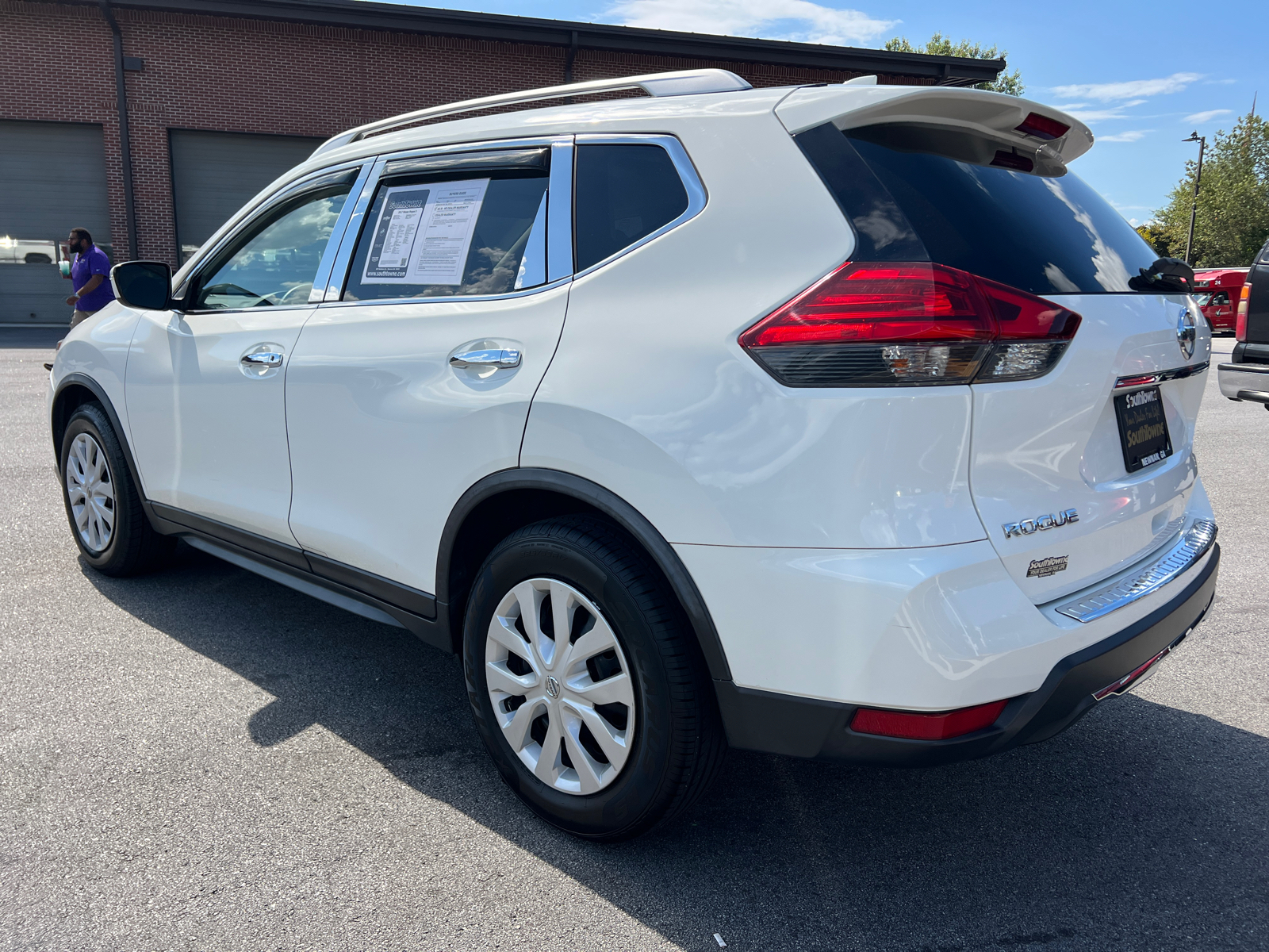 2017 Nissan Rogue S 7