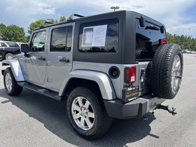 2017 Jeep Wrangler Unlimited Sahara 8