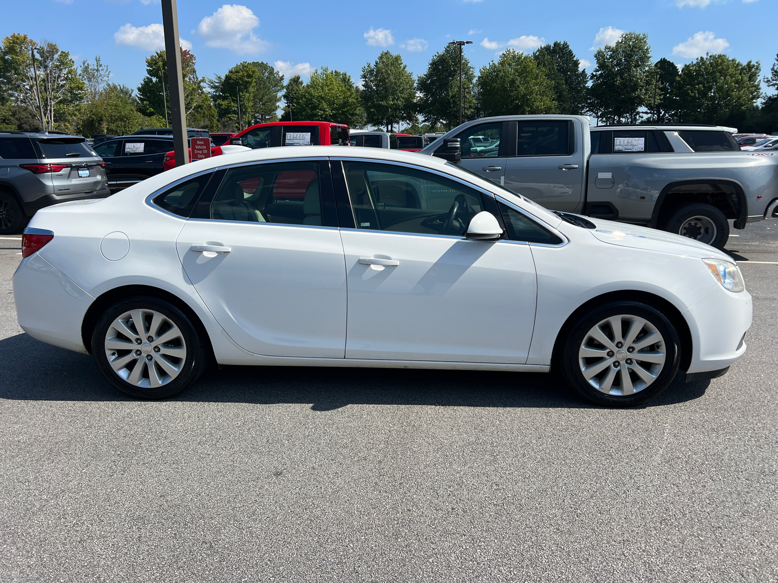 2016 Buick Verano Base 4