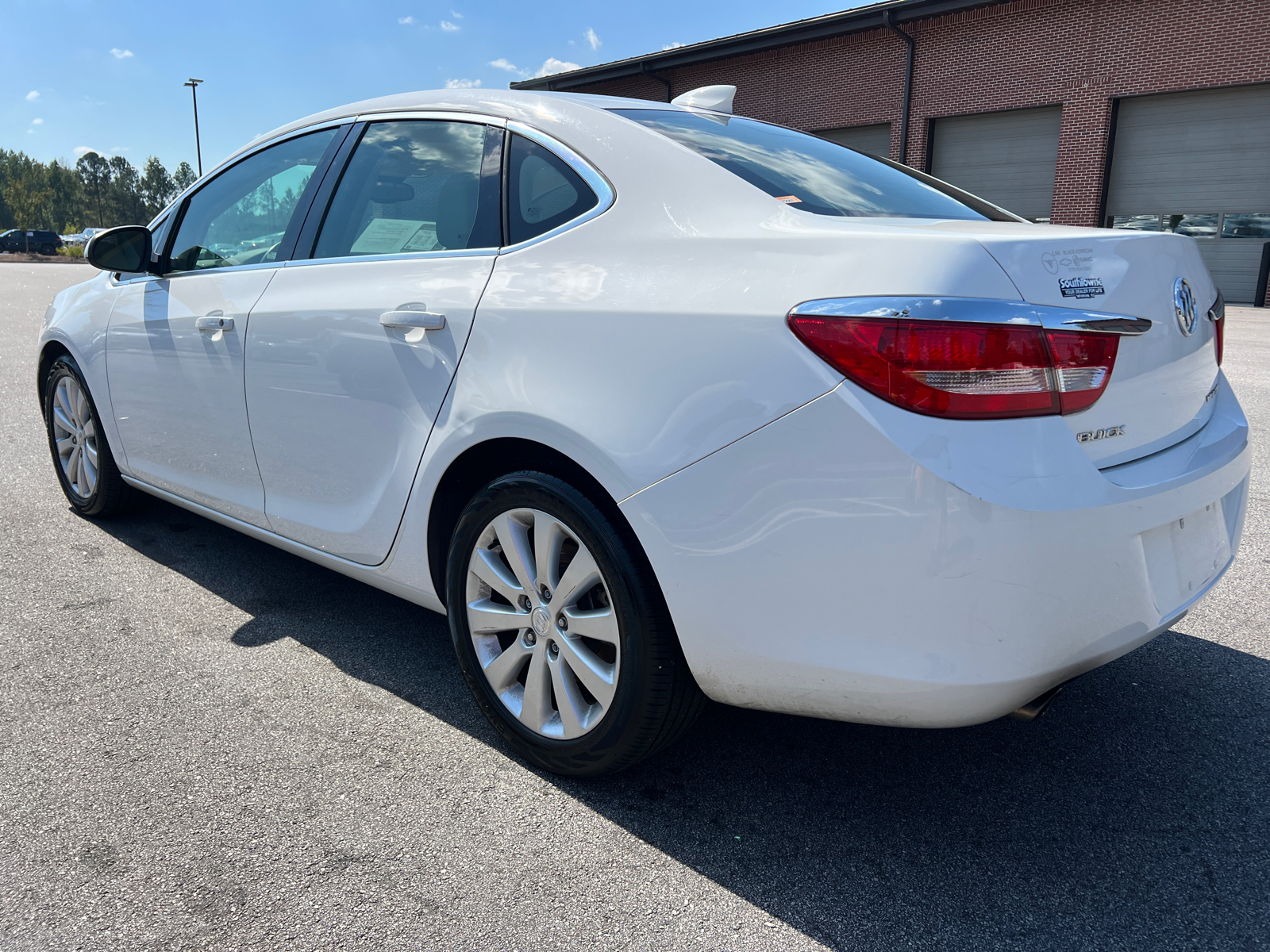 2016 Buick Verano Base 7